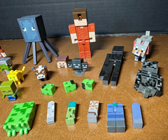 Lot of Minecraft parts some full Figures mini figures 1 key chain 1 Diecast