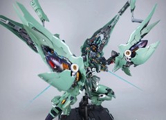 In Stock NEW Axis Model MG 1/100 Kshatriya NZ-666 Action Figure Model Kit