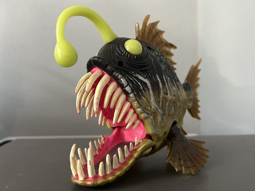Chap Mei Deep Sea Anglerfish with Chomping Mouth Action Figure Fish Toy Nemo