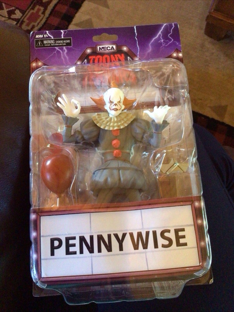 NECA TOONY TERRORS PENNYWISE CLOWN ~ IT STEPHEN KING Box Torn New!!!!