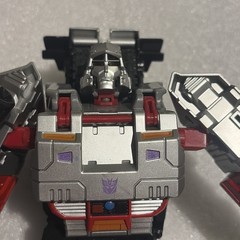 Transformers Generations Combiner Wars G1 Megatron Leader Class Tank