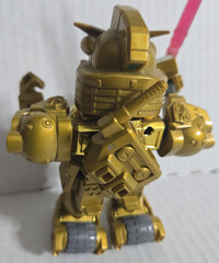 BANDAI SD Superior Defender Gundam Force Action Figure Gold Captain Gundam 5″