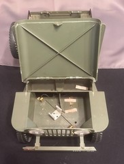 VINTAGE 1964 ORIGINAL GI JOE JEEP 7000 w/TRAILER/SEARCH LIGHT/RECOILESS CANNON