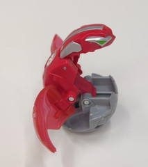 Bakugan Mechtanium Surge Mcdonalds Pyrus Titanium Dragonoid 1000G