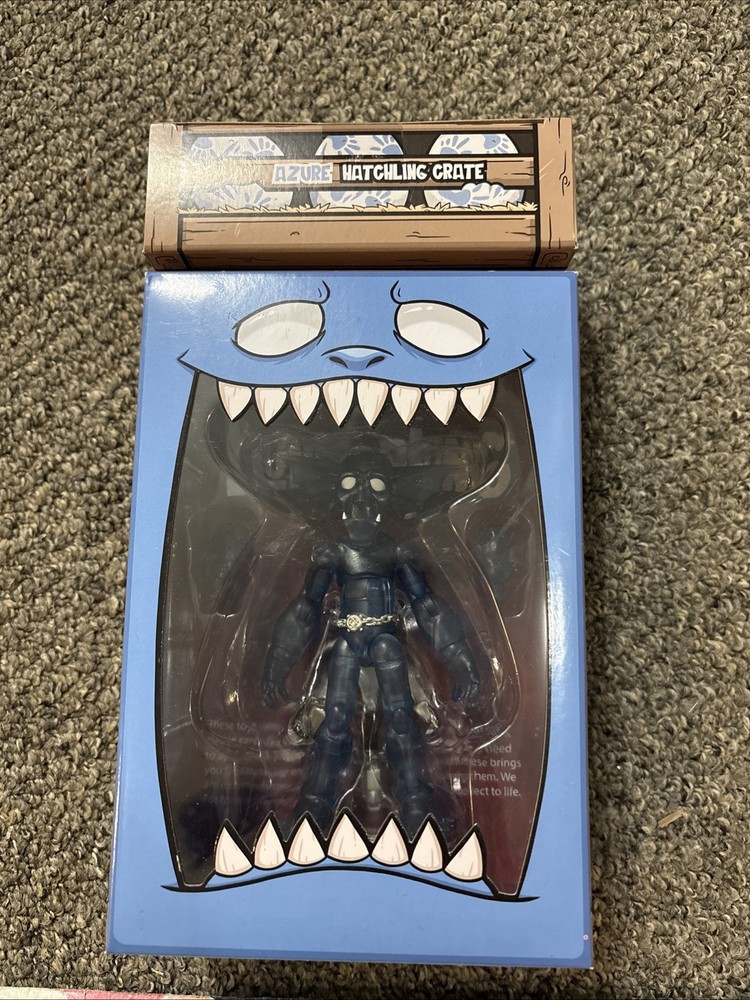 NIB Lone Coconut Plunderlong Drench Gills & Matching Azure Hatchling Crate