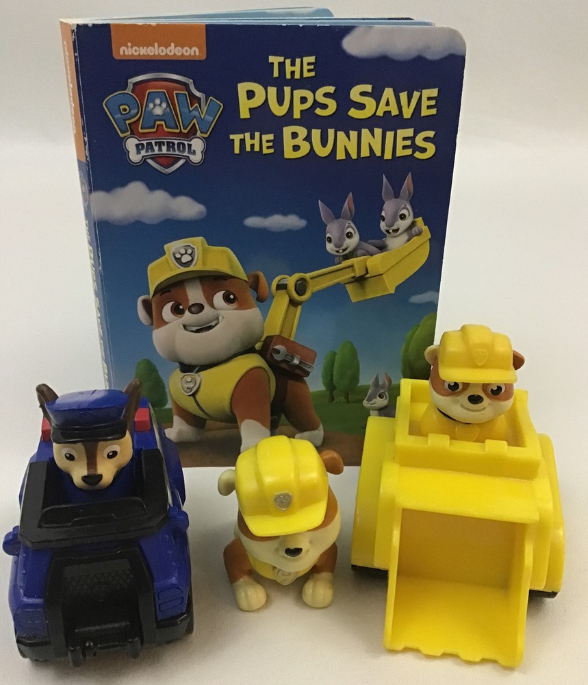 Paw Patrol Vehicles Figure Board Book Lot The Pups Save the Bunnies
