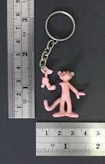 1980s PINK PANTHER PVC KEYCHAIN 3.5 x 2.5 cm. (1.3″ x 1″) BROKEN Needs Repair