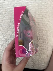 2011 My Little Pony Friendship Is Magic G4 – Glimmer Wings PLOOMETTE new in box