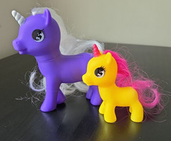 Lot Of 2 Large Plastic Play Horses Ponies Purple Yellow Toy Figure Unbranded