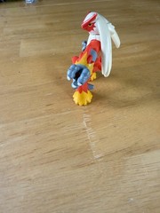 Vintage Pokemon Hasbro Blaziken Action Figure 2003 Red Plastic Launcher Toy