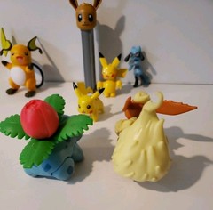 Pokémon Toys Figures Lot Of 7 Pikachu Flareon Bulbasaur Raichu Vinyl Plastic