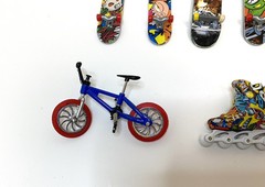 Lot Of 5 Finger Skateboards 1 Finger Bicycle 1 Pair of Finger Roller Blades
