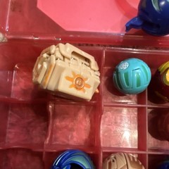 Bakugan Battle Brawlers Dragonoid Figure Ball Set w/ Carrying Case Multicolor