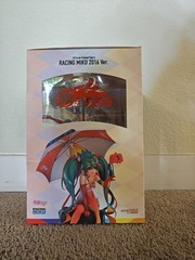 GSC Racing Miku 2016 Ver. 1/8 Figure