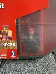 Roblox Collector’s Tool Box Carry Case Holds 32 Figures 2017 w/Virtual Item Code