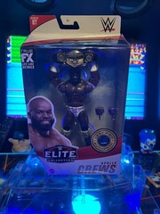 WWE Mattel Elite Series 87 Apollo Crews Chase White Trunks NIB Defender Case