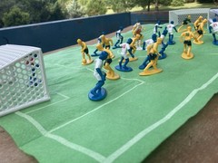 Soccer Guys Yellow/Black vs Blue/White Sports Action Figures That Inspire USED