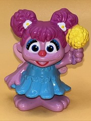 Hasbro Sesame Street Workshop Elmo & Abby Cadabby Figure Cake Topper P5