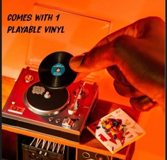 MGA miniverse Record Player With 2 Balls (8 Records) Plus One BONUS Record