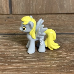 My Little Pony MLP Derpy Hooves Muffins 2in Mini Figure Toy Hasbro