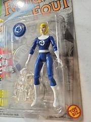 Marvel Super Heroes, Fantastic Four: Invisible Woman Action Figure, Brand New FS