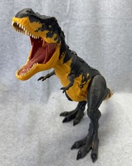 Jurassic Park World Classic Tyrannosaurus Rex Off-Road Tracker T-Rex 2021