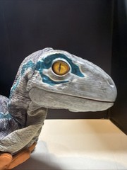 JURASSIC WORLD Baby Blue Dinosaur Animatronic Hand Puppet – Real FX Wow Stuff