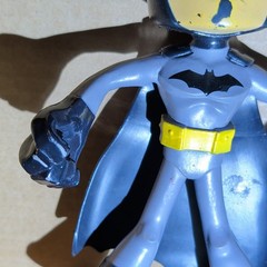 Batman Plastic/Rubber Action Figure Gray Black Suit Yellow Belt with Cape Flex.
