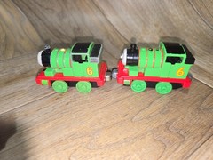 Thomas & Friends Take N Play Along Train Diecast Metal Thomas & Percy – 2002