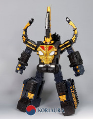 *US Tariff Included* Bandai Ohsama Sentai King-Ohger DX King Caucasus Kabuto =