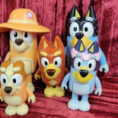 15X Bluey and Friends Family Figures Lot Assorted Figures FIGURE TOY TOYS RARE