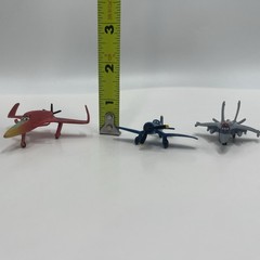 Disney Planes PLASTIC Lot Of 9 shani Skipper El Chupacabra Echo Ripslinger FLAW