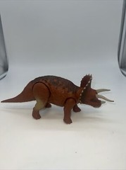 Jurassic World Triceratops Dinosaur Figure Mattel 2017 Roarivores