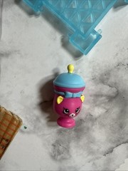 Shopkins Happy Places Decorator’s Pack Party Time Kitty Accessories Lot