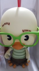DISNEY Neca Chicken Little Action Figure Urban Vinyl MOVIE Bat Disneyana 8″ 2004
