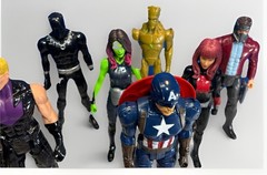 marvel 11 action figures 2010-2019. Hasbro
