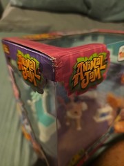 Animal Jam Snow Fort Den, 2016 Toys R Us Exclusive NIB