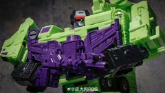 NEWBEE NB-02 Devasation‘s Hand Upgrade Kit For SS86 Devastator ABS Accessories