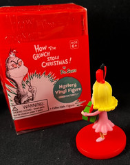 Dr. Seuss – How the Grinch Stole Christmas – Mystery Vinyl Figure -Cindy-Lou Who