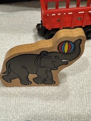 Thomas Wooden Railway Thomas Circus Tiger Elephant Zebra Red Yellow Car SeeVideo