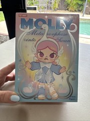 Pop Mart Molly Metamorphose into Swan Action Figure. Sealed Authentic. US Seller