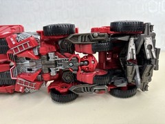 Overload Transformers Constructicon Studio Series Leader Class Hasbro