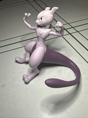 Jazwares Pokemon Select Series Mewtwo Figure 6”