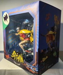 BATMAN & ROBIN 1966 TV SHOW-1/8 SCALE PVC DIORAMA, MIB! FREE SHIPPING!
