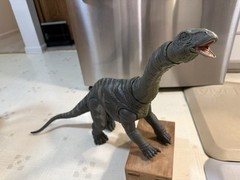 Jurassic Park / World Legacy Apatosaurus Figure Dinosaur Toy 42”; VEGGIESAURUS
