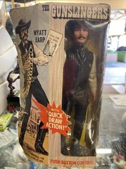 1975 Vintage Durham The Gunslingers Wyatt Earp Quick Draw Rare