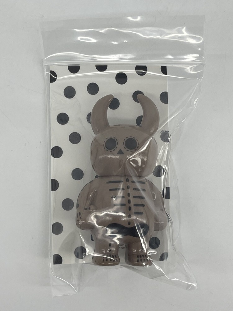 Uamou Monster Ayako Takagi Resin 2.8in Skeleton Brown