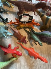Plastic Rubber DINOSAURS Play Toys EDUCATIONAL Dinosaur Lot Of 49 Vintage