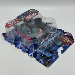 Minor Card Damage He-Man and Masters of the Universe Trap Jaw 5.5″ Action Figure