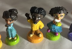 Encanto Mini Figures Full Family Set Mirabel Bruno Luisa Disney Approx 2 Inch